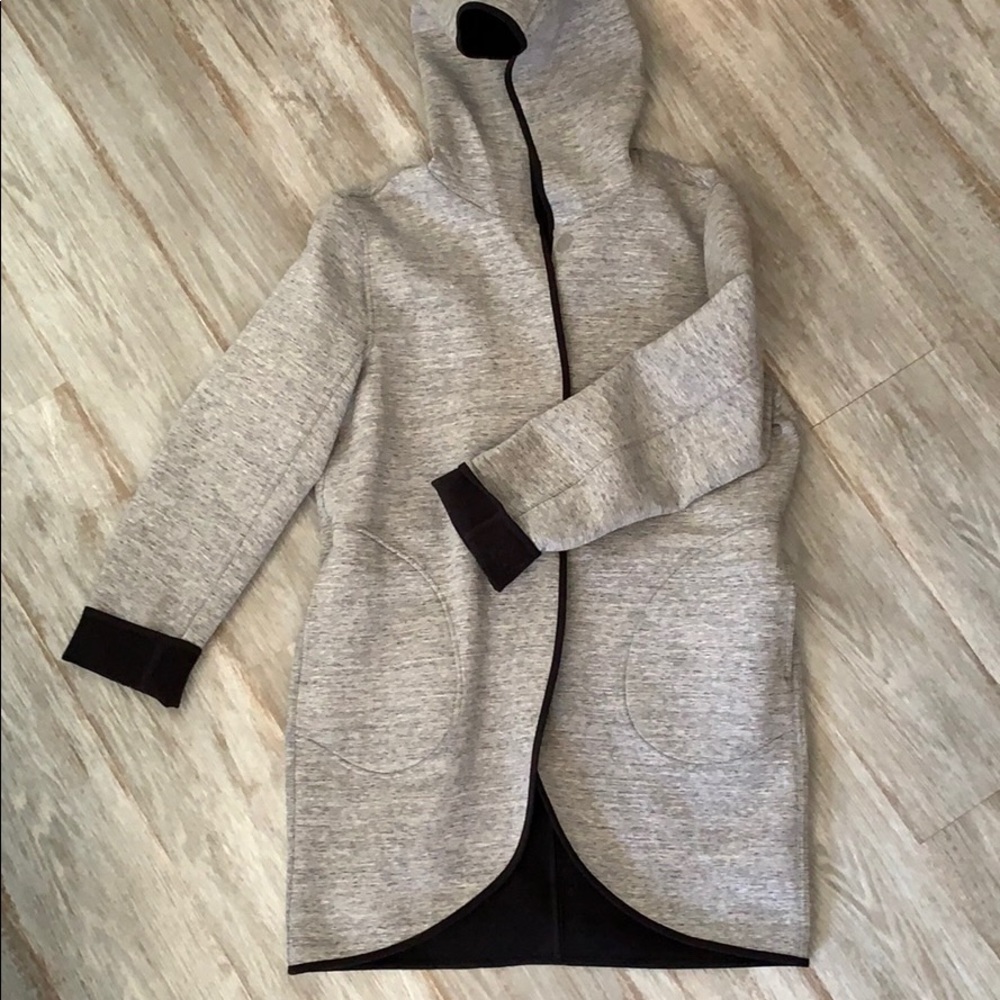 Lululemon Urban Horizons